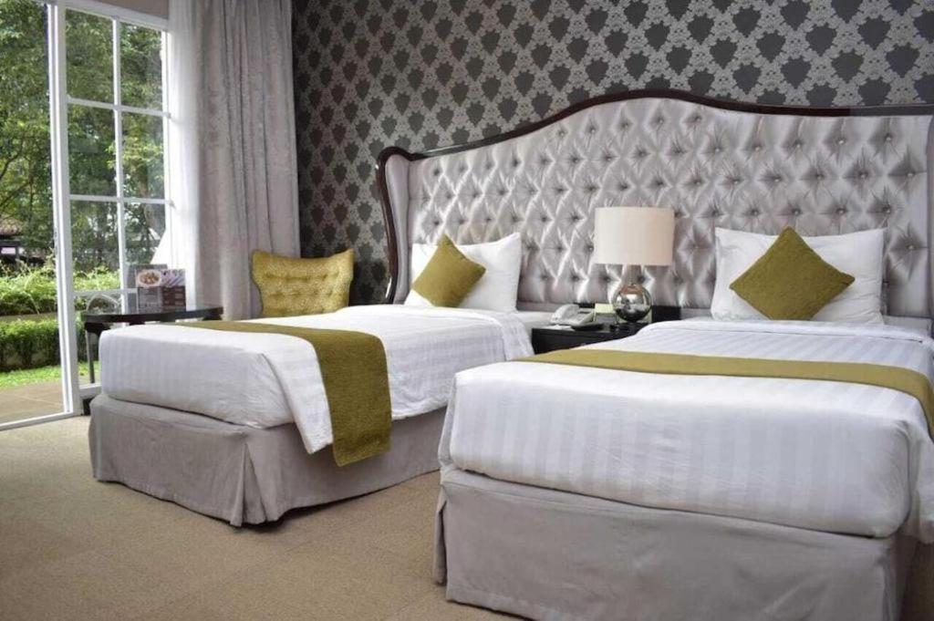 The Mirah Hotel בוגור מראה חיצוני תמונה