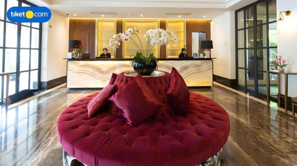 The Mirah Hotel בוגור מראה חיצוני תמונה