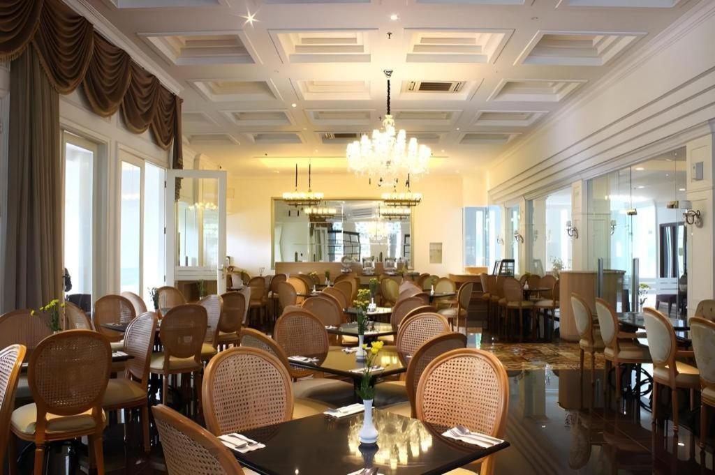 The Mirah Hotel בוגור מראה חיצוני תמונה
