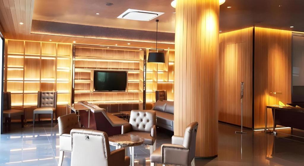 The Mirah Hotel בוגור מראה חיצוני תמונה