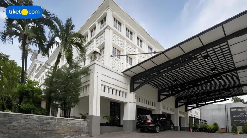 The Mirah Hotel בוגור מראה חיצוני תמונה