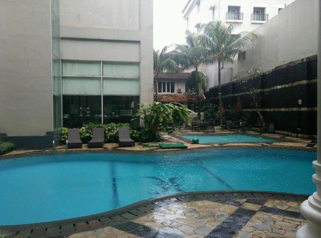 The Mirah Hotel בוגור מראה חיצוני תמונה